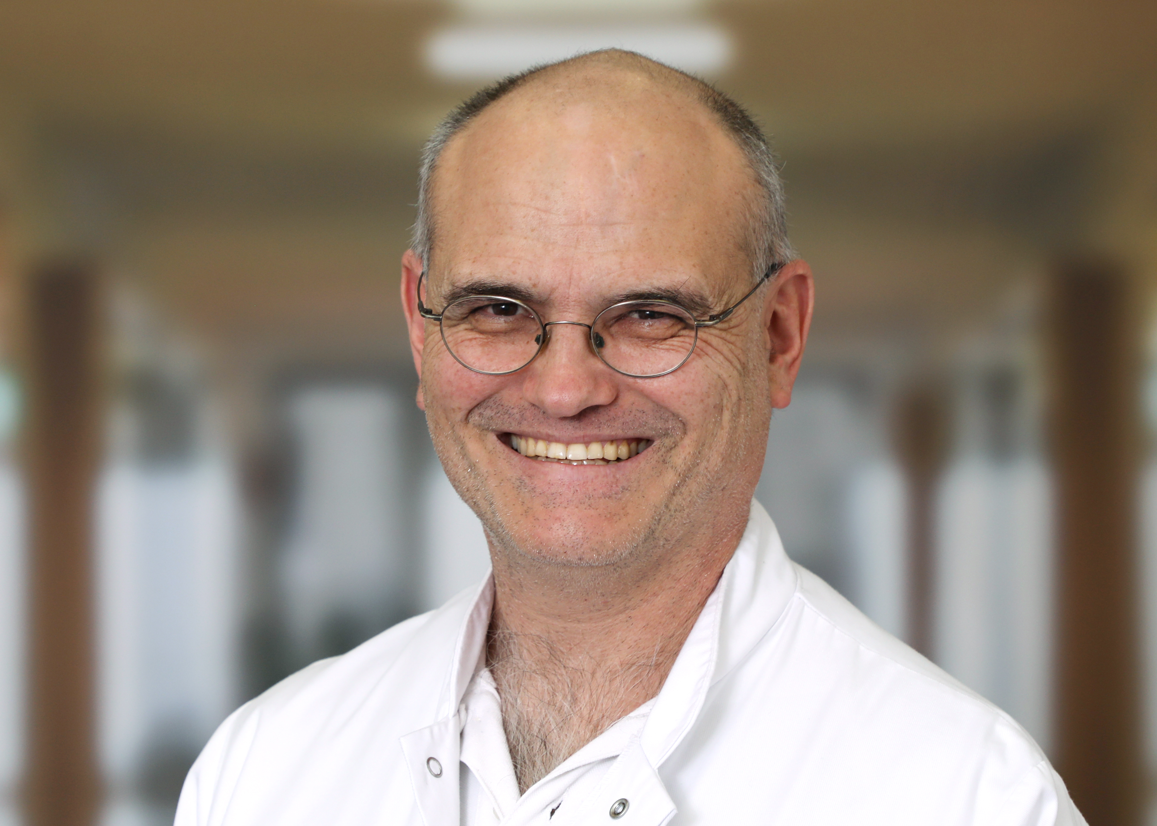 Oberarzt Dr. med. Jörg Krysl  team photo