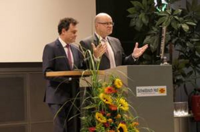 Bild: PD Dr. Claus-Georg Schmedt, Prof. Dr. Martin Libicher