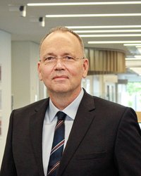 Dr. med. Andreas Heer